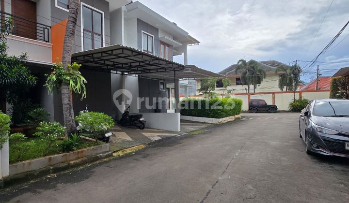 For Sale Secondhand House in Townhouse at Pondok Bambu Duren Sawit, East Jakarta 2