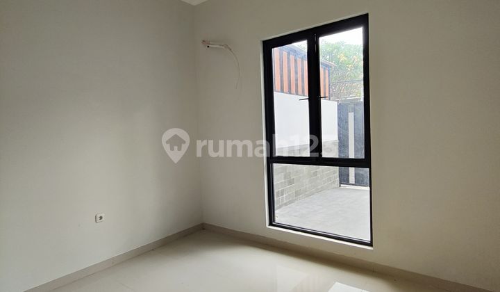 Turun Harga Rumah Baru Full Renovasi Lokasi Strategis di Pondok Kelapa Jakarta Timur 2