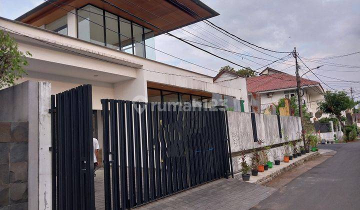 Rumah Renovasi 2 Lantai Modern Glass di Kuningan Guntur Setia Budi 1