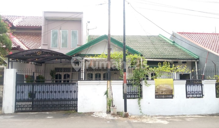 Dijual Rumah di Kompleks PTB Duren Sawit, Jakarta Timur 1