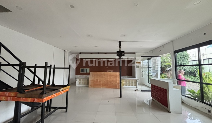 Two-Story Shop House Suitable for Restaurant on Jl. Raya Alternatif Cibubur 2