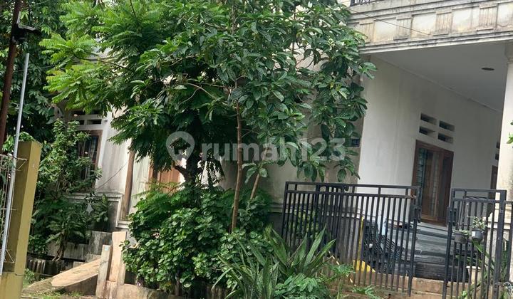 Rumah 2 Lantai Hoek di Duta Mekarsari Cilengsi