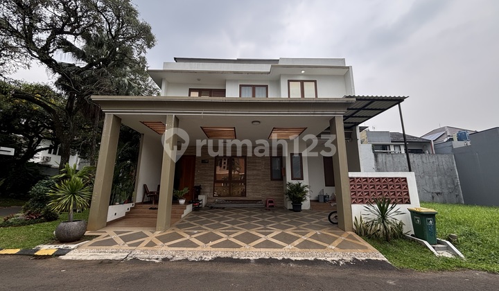 2.5-Story Corner House Comfortable in CITRA GRAN CIBUBUR 2