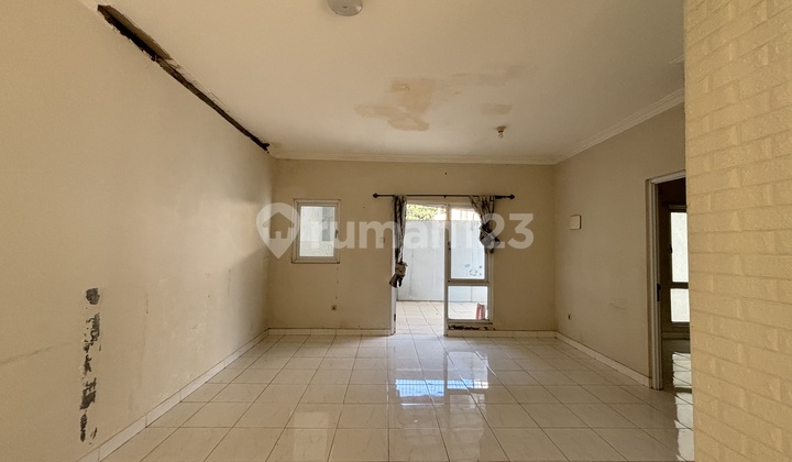 Rumah Moderen Minimalis 2 Lantai di Kota Wisata 2