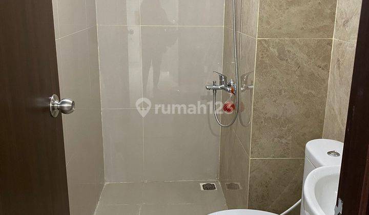 Termurah Unit 2BR  Transpark  Apartemen Cibubur - View Swimming Pool 2