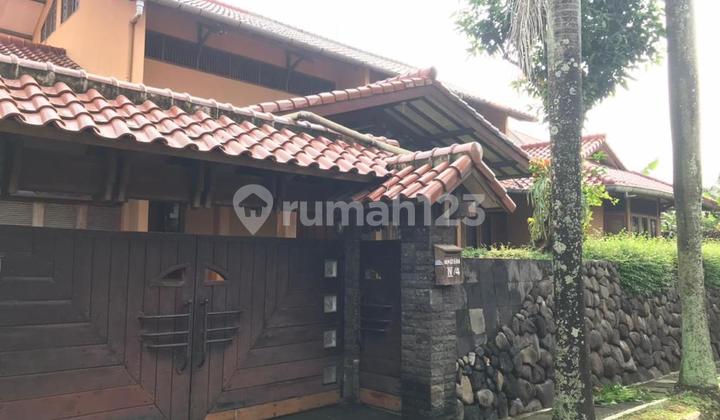 Fast Sale Rumah dua lantai furniture Jati & lantai Marmer di Yanatera Kompleks Bulog Fast Sale Rumah dua lantai furniture Jati & lantai Marmer di Yanatera Kompleks Bulog