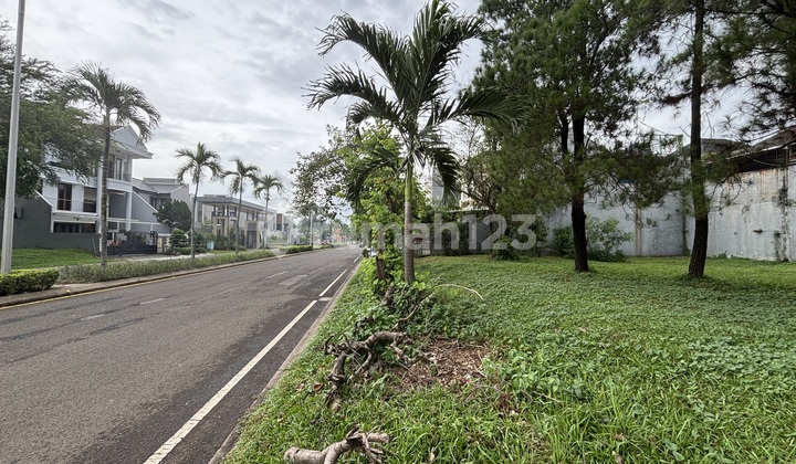 Leased Plot at Second Boulevard, Kota Wisata