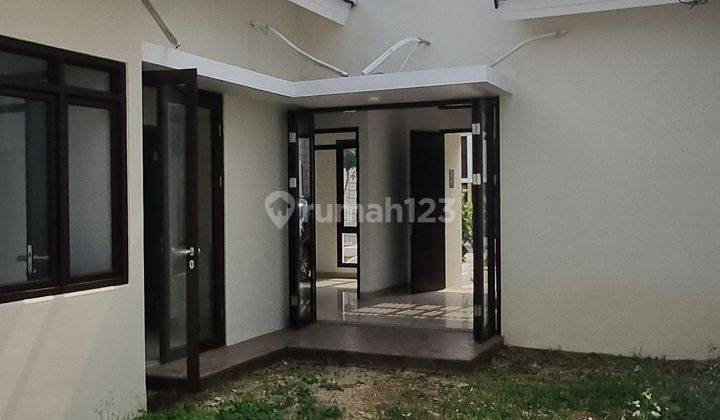 Rumah Cantik dalam Cluster Hanalei di Sentul City  2