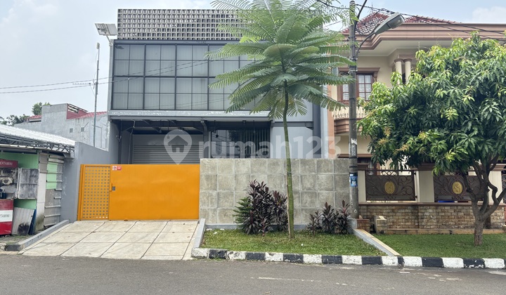 Warehouse Area 220m2 on Jl. Raya Cendana Limus Pratama Cileungsi Warehouse Area 220m2 on Jl. Raya Cendana Limus Pratama Cileungsi