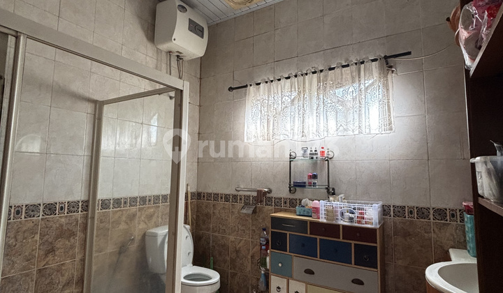 Rumah Cantik 2 Lantai di Raffles Hills Cibubur 2