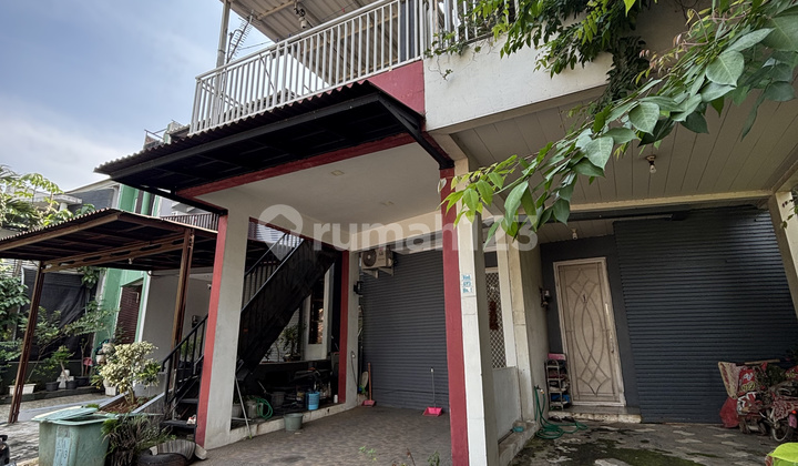 Rumah Cantik 2 Lantai di Citra Gran