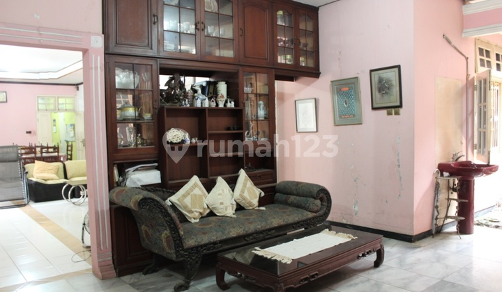 Rumah Tinggal Hitung Tanah Saja Luas 960m2 di Ciracas Jakarta Timur  2
