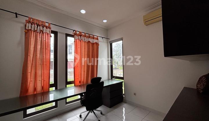 Rumah 2 Lantai Luas Kokoh di Kota Wisata Cibubur 2