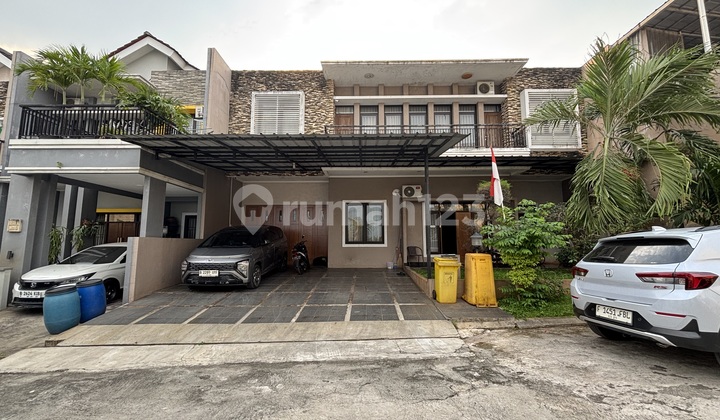 Rumah Besar 2 Lantai di Griya Panorama Estate Jatiasih Bekasi 