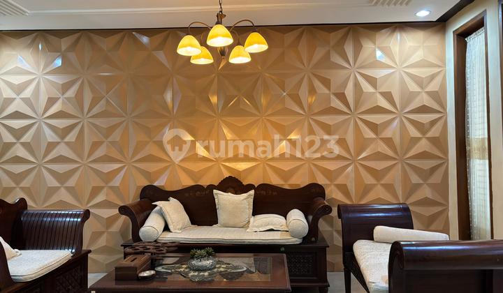 Rumah 2 Lantai Luas Kokoh Ada Swimming Pool di Kota Wisata Cibubur 2