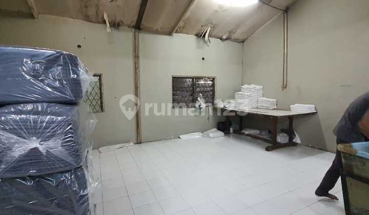 Tempat Usaha Laundry Skala Besar di kawasan Strategis Cibinong Bogor  2