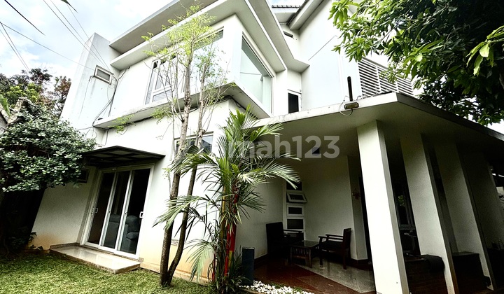 Rumah Design Tropis Modern 2 Lantai Kuldesak di Cibubur Jakarta Timur 
