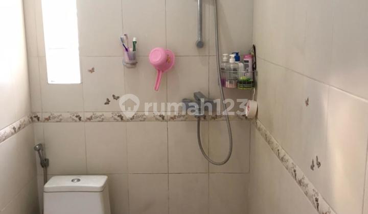 Fast Sale Rumah  dua lantai furniture Jati & lantai Marmer di Yanatera Kompleks Bulog 2