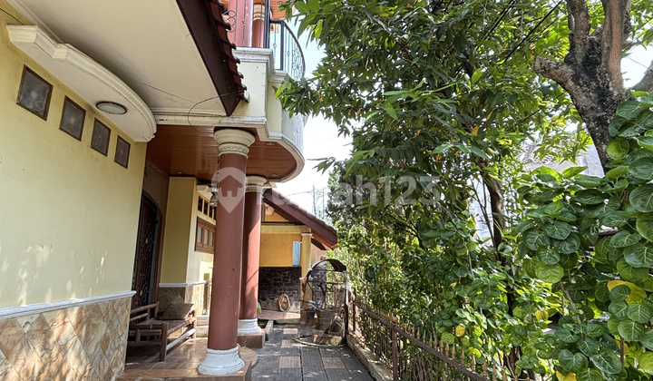 Spacious 2.5-Story Semi-Furnished House in Permata Puri II, Cimanggis, Depok