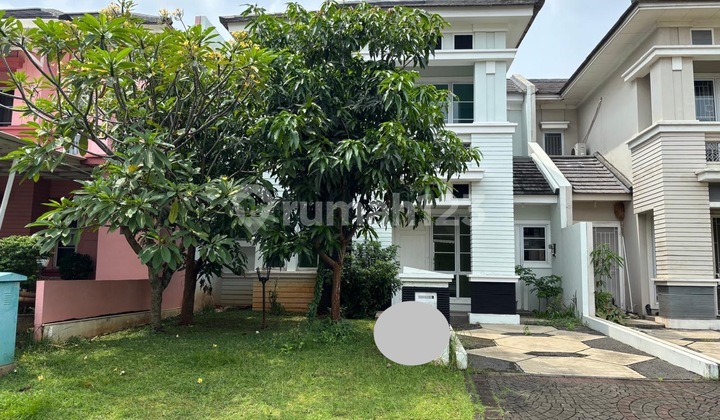 Rumah 2 Lantai di Kota Wisata 