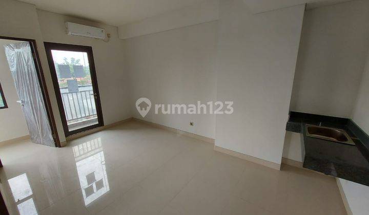 Di Jual unit Apartemen Trans Park Cibubur - Posisi Hoek dan View Bagus 2