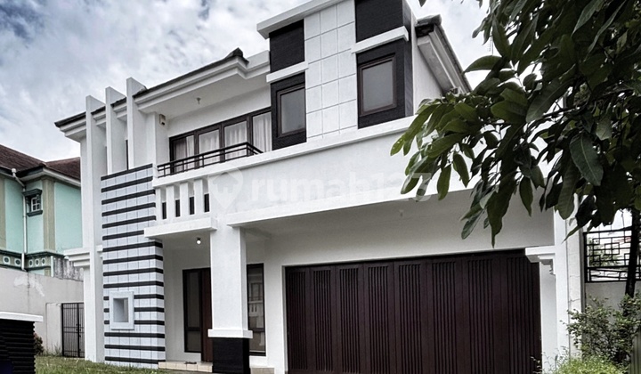 Rumah 2 Lantai Luas Kokoh di Kota Wisata Cibubur