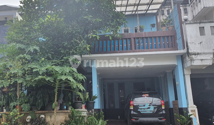 Rumah 3 Lantai Full Renov di Kota Wisata
