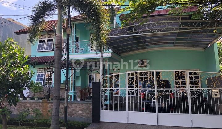 Rumah Luas Dua Lantai Semi Furnished di Permata Puri I Cimanggis Depok Rumah Luas Dua Lantai Semi Furnished di Permata Puri I Cimanggis Depok