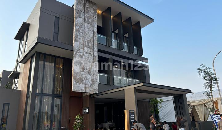 Early Bird Promo - Bonus Voucher Travel - Rumah Sultan 3 Lantai di Lengkapi Lift di Richmond Kota Wisata