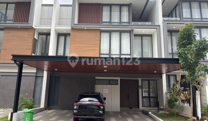 Best Deal. Jarang Ada! Rumah Atherton 3 Lantai di Kota Wisata 1