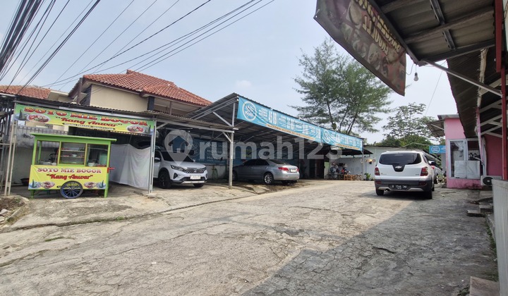 Business premises on Jl. Raya Cikeas Bogor 2