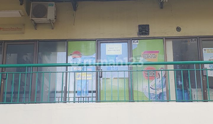 Kiosk for Rent, Ready for Business at Kebagusan City Apartment. Kiosk for Rent, Ready for Business at Kebagusan City Apartment.