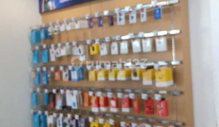 Shop House in a Strategic Location on the Side of Ragunan Raya Road, South Jakarta 2
