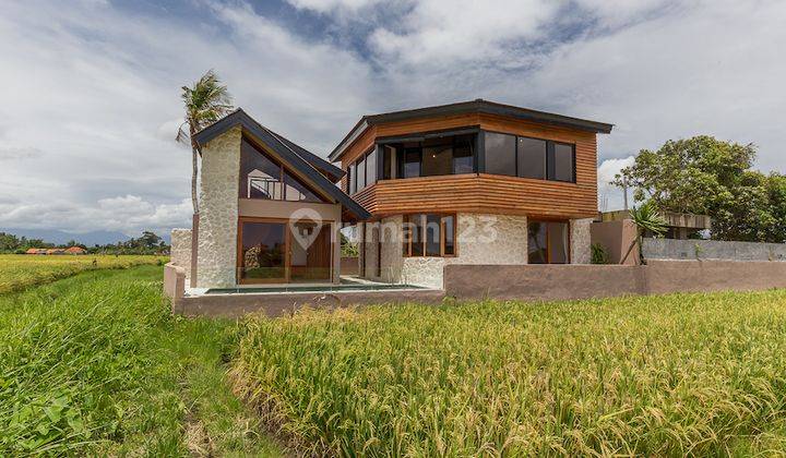 3 unit Japanese Mid century Modern Villa For Sale In Kedungu 14