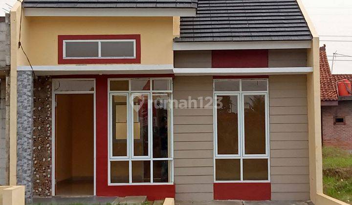 Rumah baru 6 menit ke stasiun cilebut 10 menit ke pintu tol Borr kpr  2