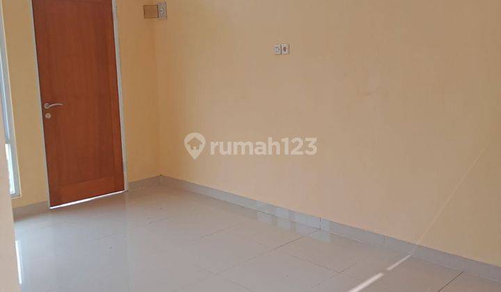 Rumah baru 6 menit ke stasiun cilebut 10 menit ke pintu tol Borr kpr  6