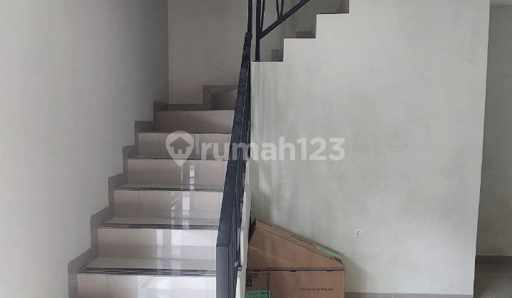 Rumah Kpr Dekat Stasiun Depok Lama  5