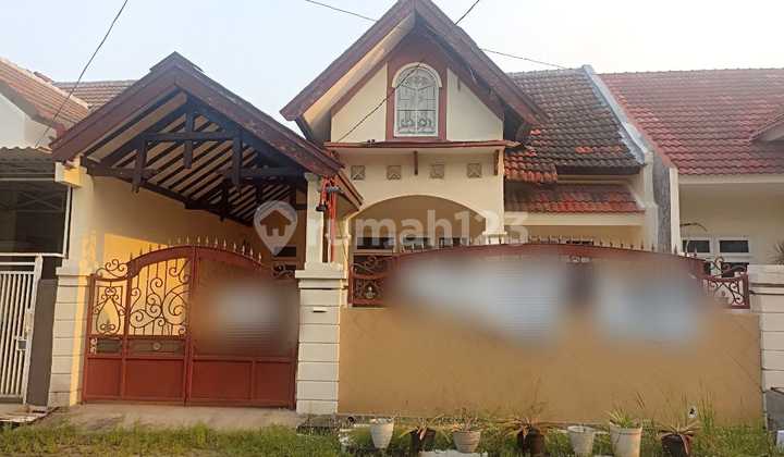 1-Story House in Pondok Mutiara, Central Sidoarjo City, Ready to Occup 1-Story House in Pondok Mutiara, Central Sidoarjo City, Ready to Occup