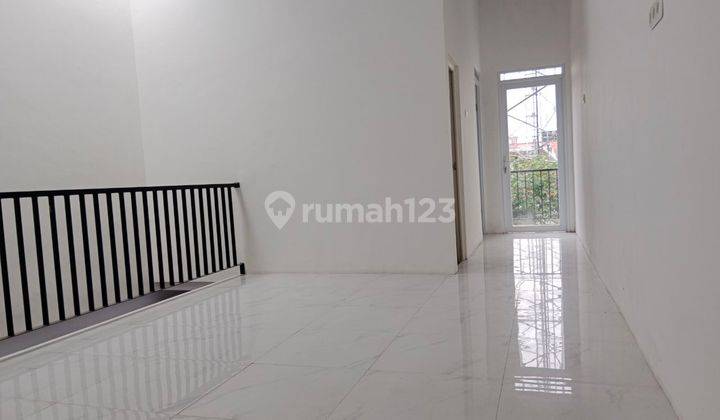 Ruko di Main Road di Jalan Cisaranten Wetan Arcamanik 4