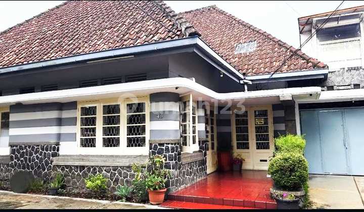 Rumah Belanda Sayap Riau- Bebas Pugar | Super Strategis Area Jalan Citarum Dekat Gedung Sate 2