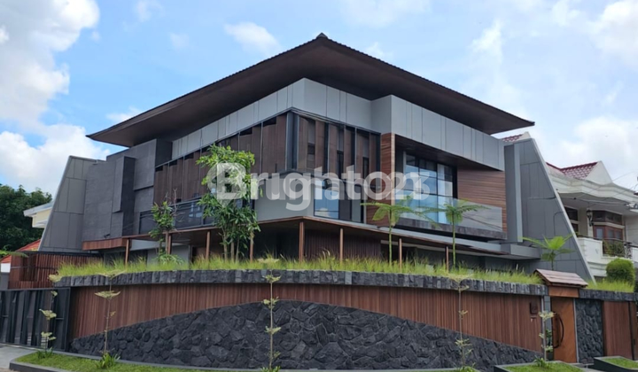 RUMAH NEW GRESS TROPICAL HOUSE WITH WATERFALL MANYAR KERTOADI DEKAT SAMSAT KERTAJAYA DHARMAHUSADA GALAXYMALL BONNET MERR HOKKY 2