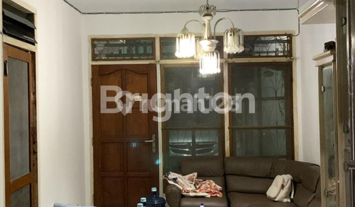 RUMAH SECOND TERAWAT DARMO PERMAI SIAP HUNI SBY BARAT DEKAT SATELIT SUKOMANUNGGAL HR MUHAMMAD PAKUWON MALL 2