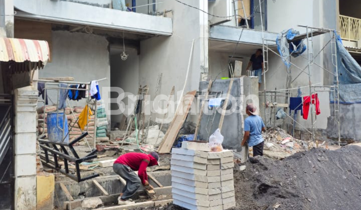 RUMAH BARU GRESS MODERN MINIMALIS SUTOREJO TENGAH DEKAT RAYA MULYOSARI DHARMAHUSADA KERTAJAYA PAKUWON CITY GALAXYMALL 2