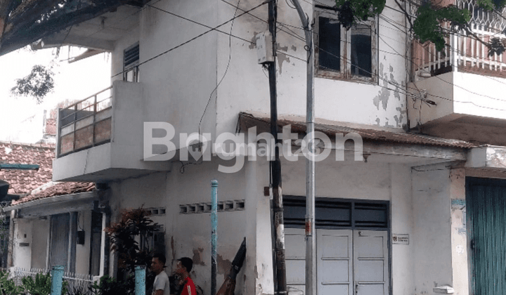 RUMAH 2 LANTAI HITUNG TANAH BALIWERTI DEKAT PUSAT KOTA SBY BG JUNCTION BLAURAN TIDAR TUNJUNGAN SIOLA GENTENG 1