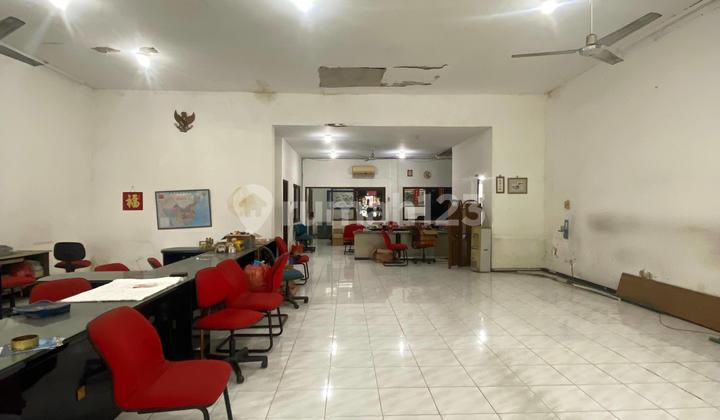 RUMAH 1¹/₂ LANTAI PUSAT KOTA SERUNI SURABAYA NEGO DKT GRAND CITY