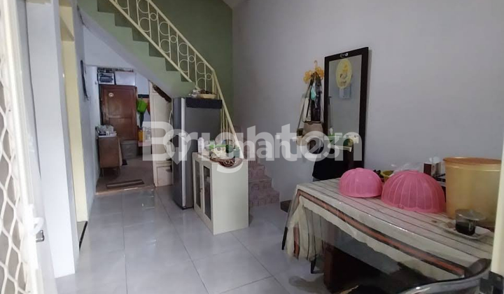 RUMAH 2LT, DI DUKUH SETRO, LOKASI DKT KEDUNG COWEK, BULAK, BEBAS BANJIR, ROW 2 MOBIL