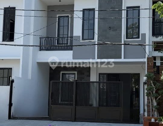 MINIMALIST NEW HOUSE IN ARAYA, PREMIUM AND STRATEGIC LOCATION IN SURABAYA 1