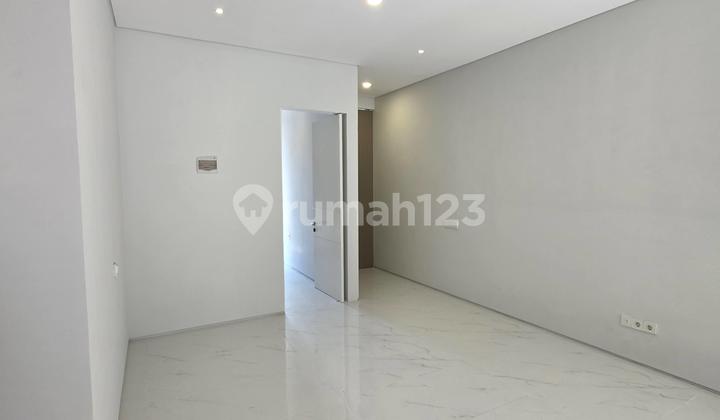 Rumah Modern Minimalis, High Quality Pandugo Rungkut Surabaya 2