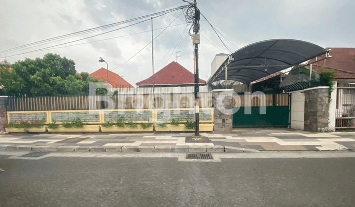 Dijual Rumah Hitung Tanah di Pusat Kota Surabaya 1