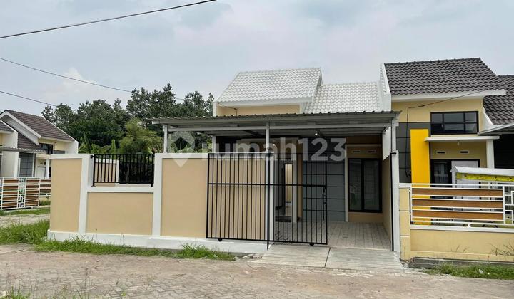 New Renovated House at The Orchid Residence Wonoayu Sidoarjo